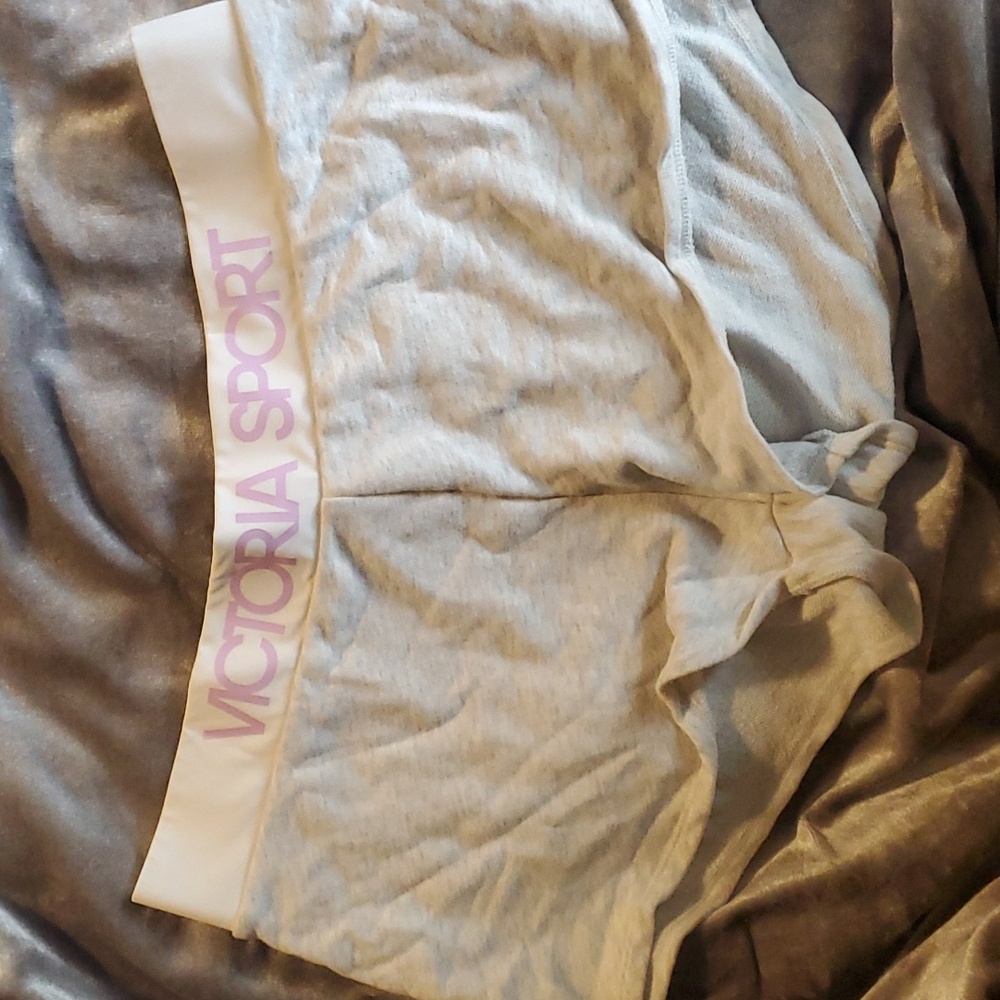 Victoria Sport shorts
